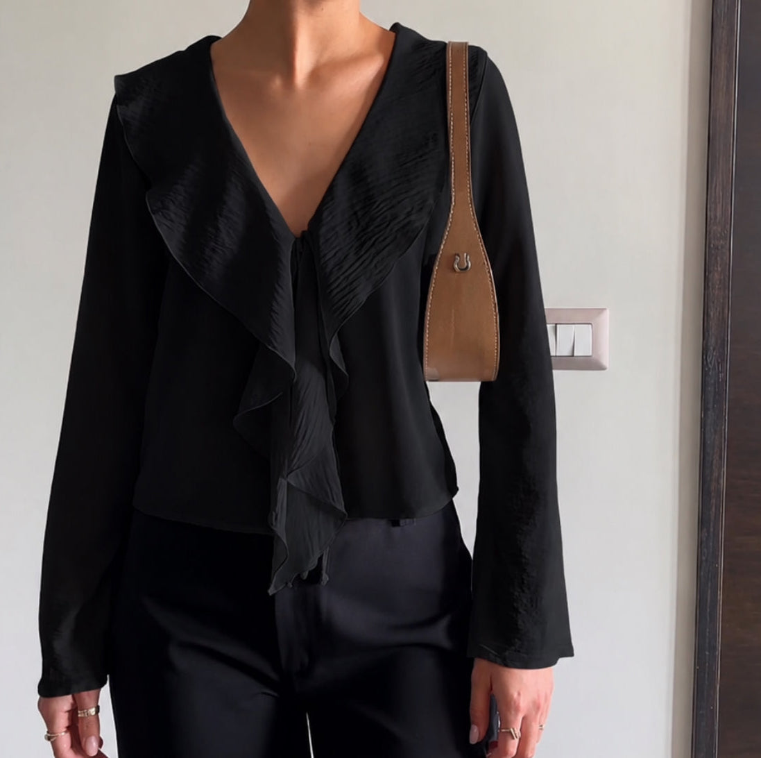 BLUSA MAGNOLIA NEGRA