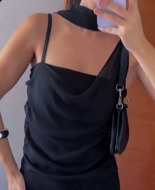 TOP OLIVIA