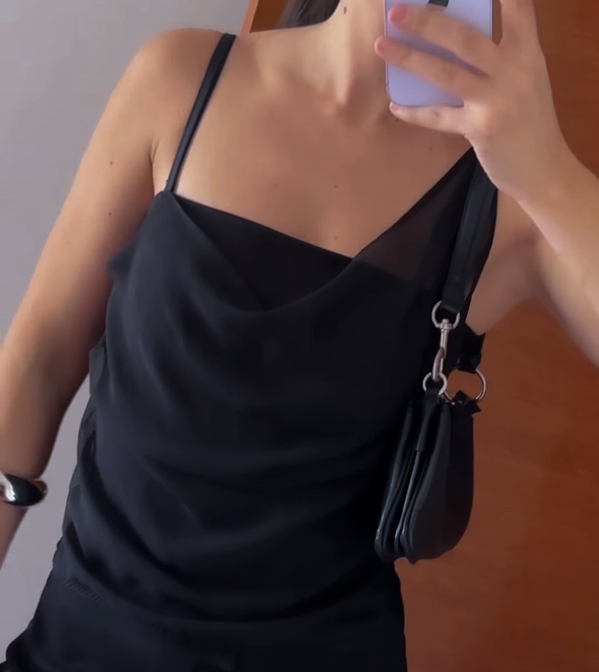 TOP OLIVIA